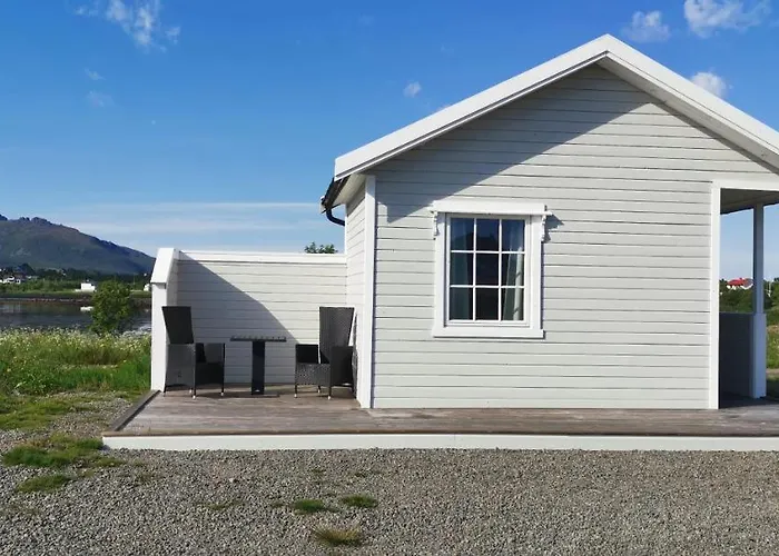 Oppmyre * Myre (Nordland)