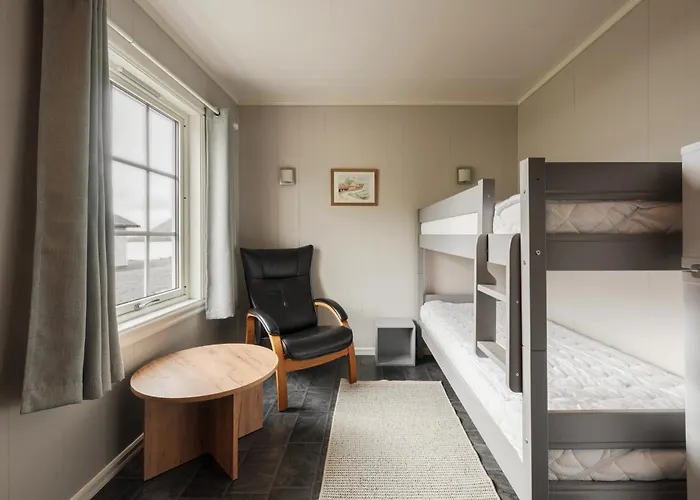 Oppmyre * Myre (Nordland)